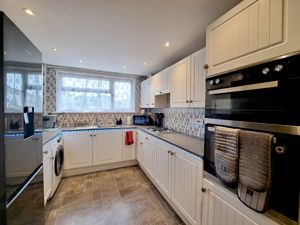 Kitchen - click for photo gallery